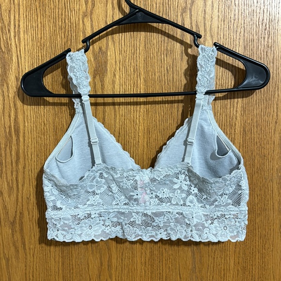 3 pc bundle bralettes with adjustable straps & padding M - Picture 9 of 11